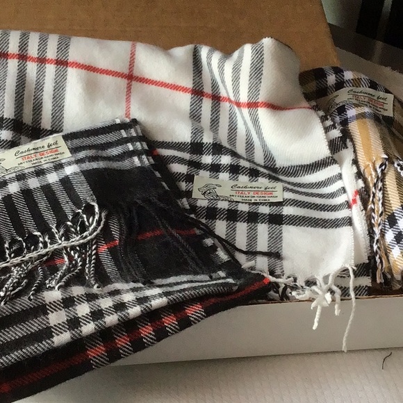 Scarves! Three-New in Box- Unisex.72x12” Cashmere Feel,Blk,Wht and aTan Plaid. - Picture 3 of 4